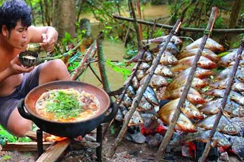 Cooking Fish Eating with Hot Rice Soup give your body warm - Cook Rice Porridge eating with Fish