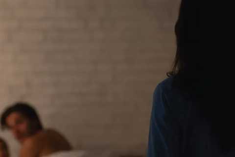 Wife Believes Husband Is Cheating With Sister - Worries After He Increased Her Life Insurance Policy
