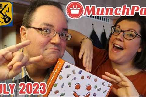MunchPak Mini Snack Box - July 2023 Unboxing &amp; Taste Test - Snackin’ On A Cruise Ship! -..