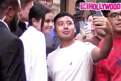 Selena Gomez Takes Selfies With Fans Waiting Outside Her Hotel After A Late Night Following The VMAs