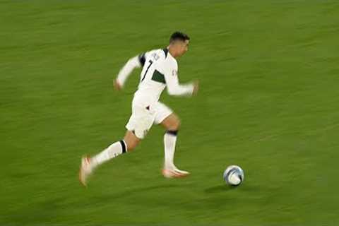 38 Year Old Cristiano Ronaldo is COOKING!