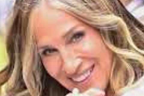 Sarah Jessica Parker's New York Subway Stories #AndJustLikeThat