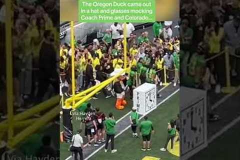 Oregon is TROLLING Colorado 😅 #shorts