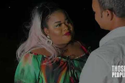 Beyonce kisses Toya