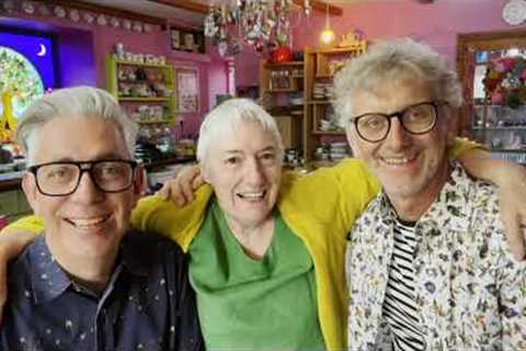We go shopping with Kate @thelasthomelyhouse  inn Hexam- by ARNE &amp; CARLOS