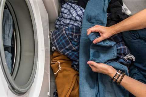 How to Remove Laundry Detergent From Clothes