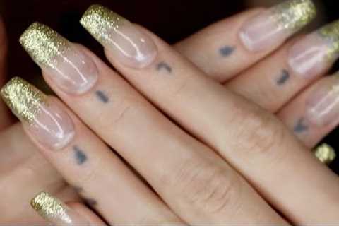 ASMR long nail tutorial | glitter fade manicure  (tapping, scratching, soft spoken)