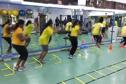 GOLDEN GYM Cross fit Workouts..💪 Group class..👯‍♀ 6am Batch...🏃‍♀🏃‍♀🏃‍♂🏃‍♂