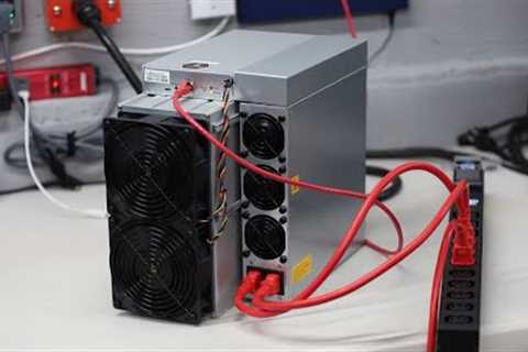 The BEST Bitcoin Miner To Buy Before The Halving?