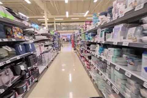 Walk to a Grocery Store | Mississauga | Ontario | Canada | Winter Season