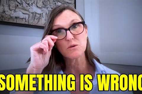 Everyone Is WRONG About The Bitcoin ETF - Cathie Wood 2024 Prediction