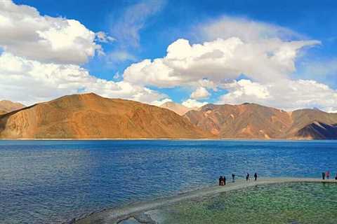 Exploring Ladakh - A Guide for Trekking, Sightseeing and Culture