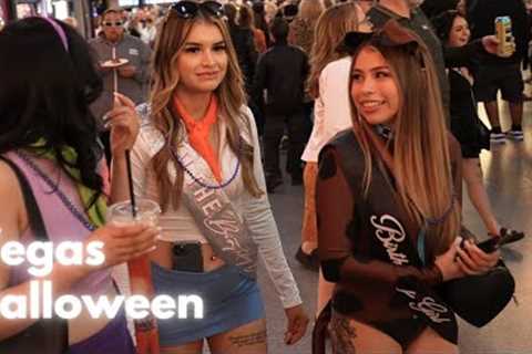 Fremont Street HALLOWEEN in Las Vegas, Halloween costumes, People watching and dancing