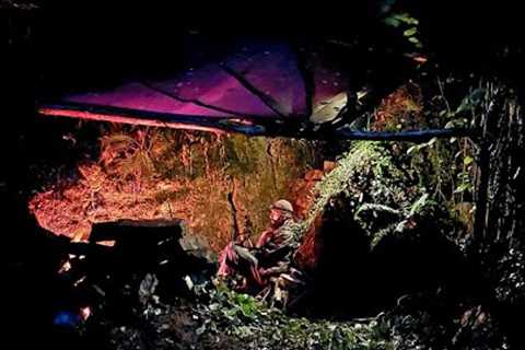 Rain Camping in STONE SHELTER - Bushcraft Survival Skills, Nature Sounds, Burger, Cooking, Asmr