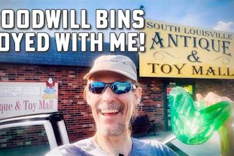 Rush Goodwill Bins, I'll Take Blenko! Antique &amp; Toy Shopping