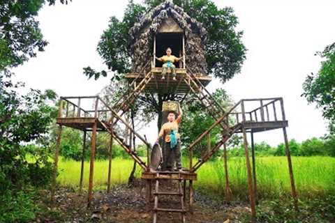 Survival Girl Camping Living Alone Building a Tree House in the Woods