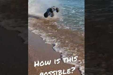 Hydroplane on 2 wheels with 4x4 RC Car on water