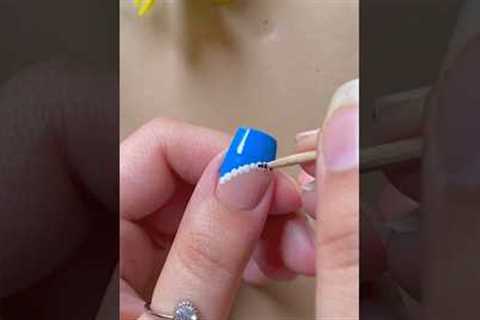 💅💙Easy dotticure nail art design #nailart2023 #naildesign #youtubeshorts #shorts