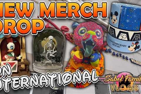 DISNEY CHARACTER WAREHOUSE OUTLET SHOPPING | International Drive - ENORMOUS New Disney Merch Drop!