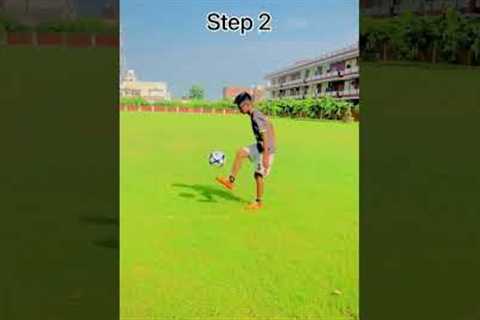 Easy Football Skills Tutorial ⚽️🔥 #Shorts