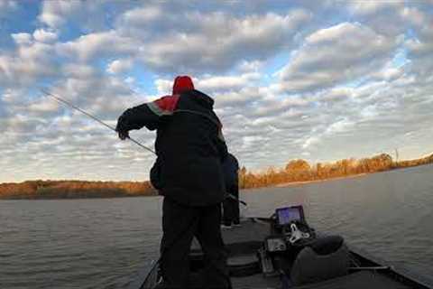 Lake Barkley Winter bass Fishing