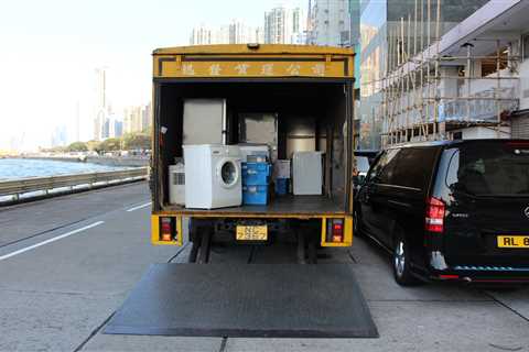 How to Move to a New Country Safely and Securely