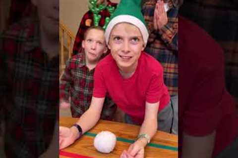 Christmas Snowball Roll Game ☃️