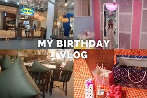 MY 19 BIRTHDAY VLOG | UNBOXING MY GIFTS | Spending the day with my friends