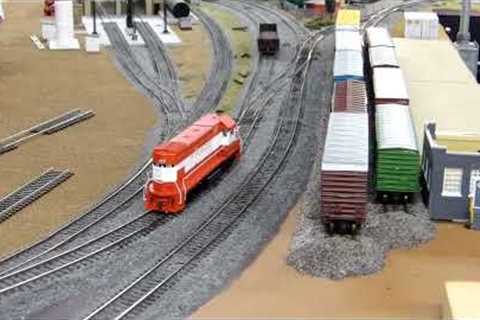 Memphis model railroad club's huge HO-scale layout