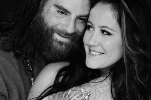 Jenelle Evans' Home Life Spiraling Out of Control, Facing Possible Loss of Custody