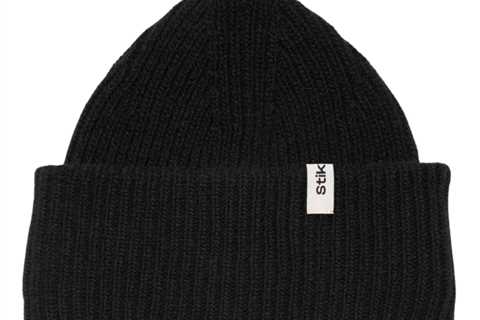 How To Wear A Beanie In 9 Stylish &amp; Modern Ways