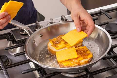 11 Best Kitchen Gifts for Your Favorite Home Chef