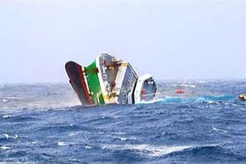 EXPENSIVVE SHIP &amp; BOAT CRASH COMPILATION 2023 - SHIP IN STORM 2023 - BEST SHIP LAUNCH CRASHING..