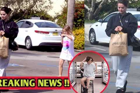 Selena Gomez was seen Grocery shopping, SHOCKING the world with her simple nature