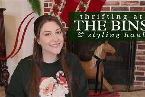 LOTS OF VINTAGE! GOODWILL THRIFT WITH ME &amp; CHRISTMAS DECORATING IDEAS! | Thrifting Home Decor