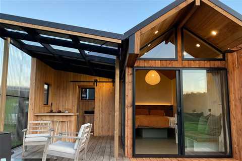 Tiny Beach Home by Raglan Tiny Homes: A Cozy and Eco-Friendly Living Option