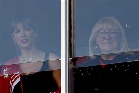 Taylor Swift and Travis Kelce Plan to Introduce Their Parents at Upcoming Football Game