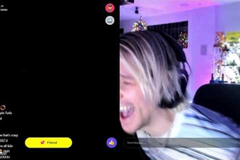 xQc Pulls out the Flashlight Trick