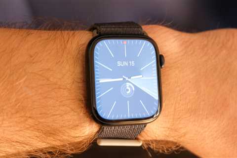 How to Set Up an Apple Watch for a Family Member
