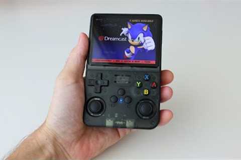 I Can't Believe This is Only $40 -- R36S Review