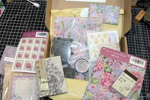 Unboxing #yourcreativestudio subscription box of June 2023
