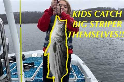 Kids Catch Big Striped Bass on Beaver Lake!!