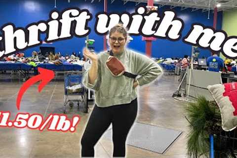 Goodwill Outlet Come Thrift With Me! 💵 $100 Thrift Haul to Resell!