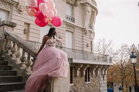Capturing Moments in the City of Love: A Paris Birthday Photographer’s Perspective on Celebrations..