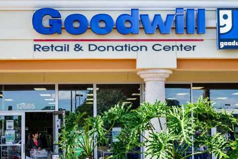 Where To Get Rid of Your Old Stuff