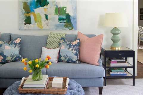 8 Decor Ideas To Go with White Walls and White Trim