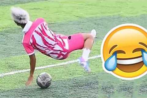 BEST FOOTBALL VINES &amp; TIKTOKS - FAILS, SKILLS &amp; GOALS #50