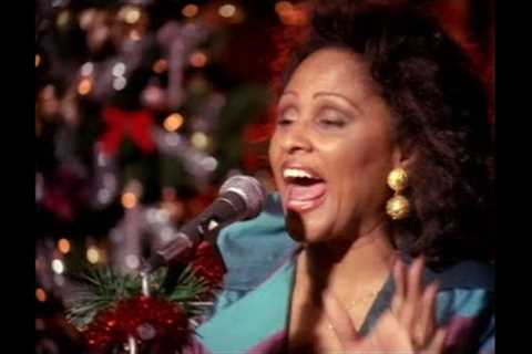 Darlene Love - All Alone On Christmas (Official Video)