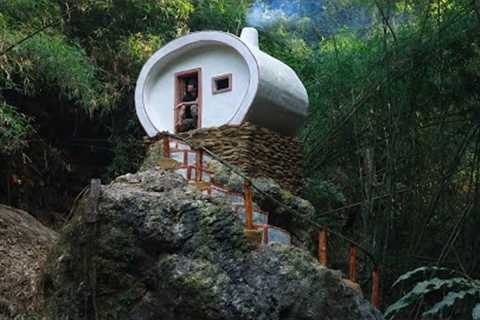 How I Build a Bushcraft Survival Shelter in the Deep Forest, Hunt and Cook, House on Rock