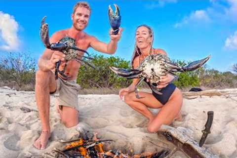 GIANT MUDCRAB Barehanded (Catch &amp; Cook)